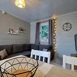 Сasa de vacaciones Z Jacuzzi Nad Zatoka