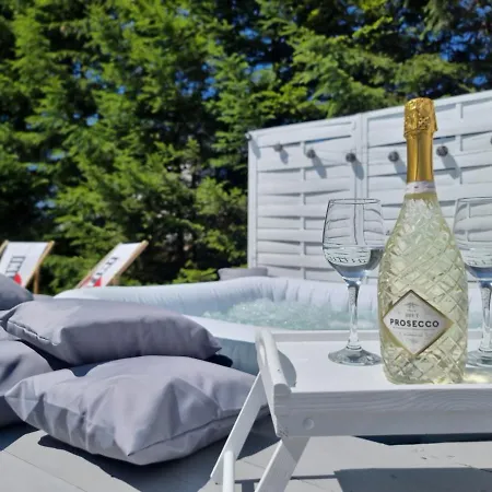 Z Jacuzzi Nad Zatoka Дом отдыха