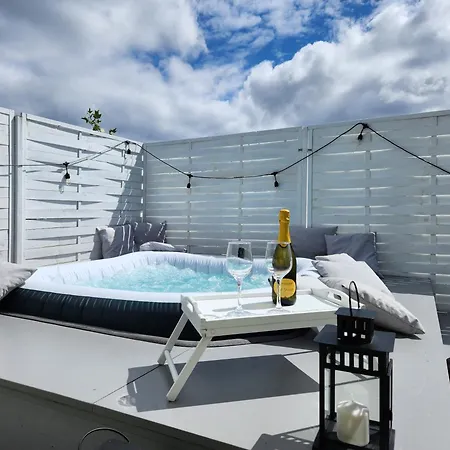Z Jacuzzi Nad Zatoka *